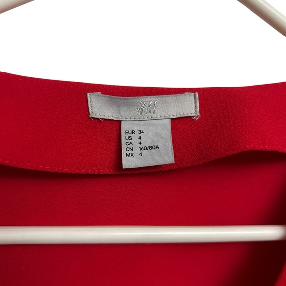 H&M Red Ruffle Sleeve Blouse - Picture 4 of 10